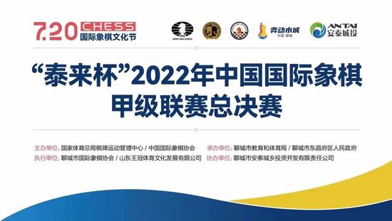 玉足麻麻趴在胯下疯狂呻吟