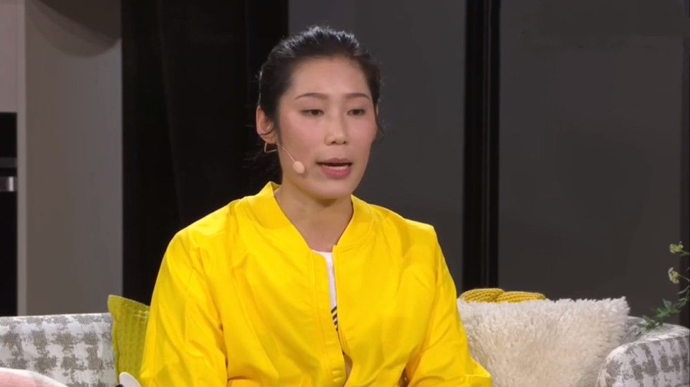 与我的继母Natsumi Kurosawa发生性关系